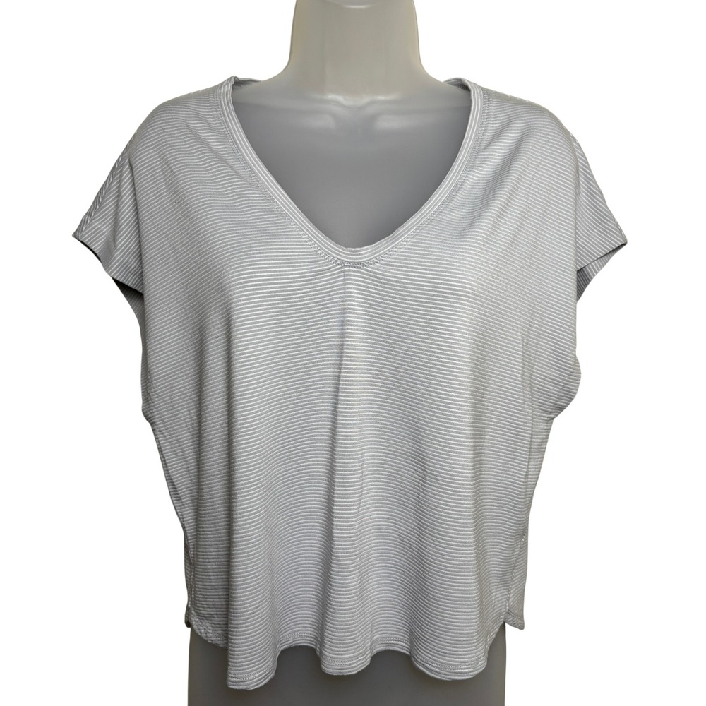 GXF Silver Gray V-Neck Striped Boxy Fit Stretch Short Sleeve Top Blouse Womens M